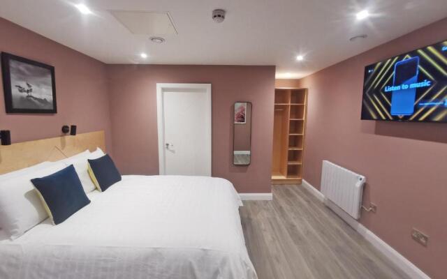 Port 56 Guesthouse