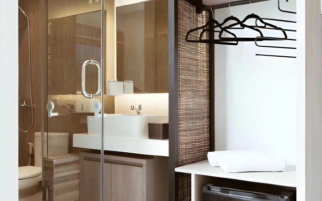 W Home Benhil – Guest Rooms – Jakarta