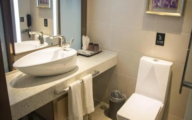 Lifeng Hotel Taicangshang Haixi Road