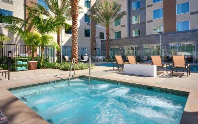 Courtyard by Marriott Los Angeles LAX/Hawthorne