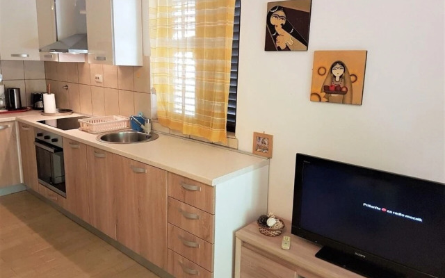 Villa Dean - 80m From the Beach - H