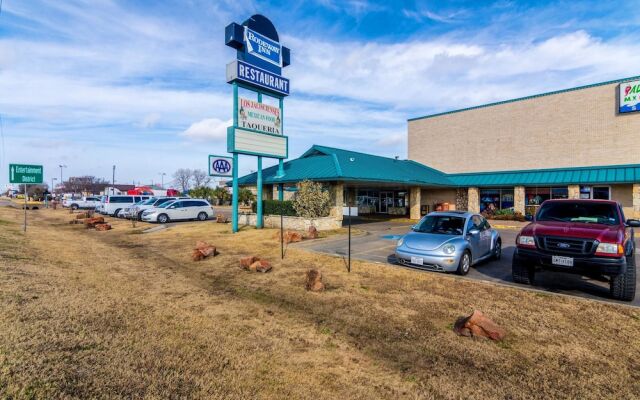 Days Inn Six Flags Mall