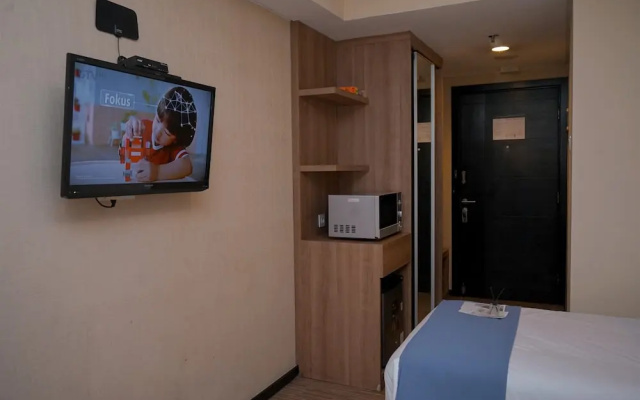 Warm and Minimalist Studio (No Kitchen) at Great Western Apartment – Guest Rooms – Tangerang