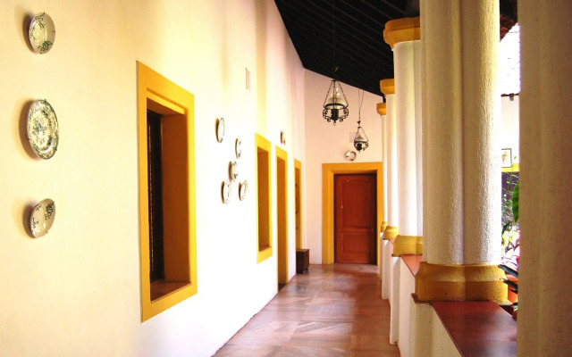 Granpa's Inn Hotel Bougainvillea