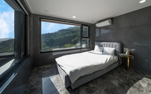 Yangpyeong Seulburg Private Poolvilla