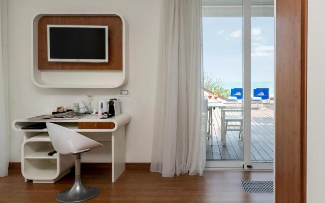 Trampolines Suite Hotel