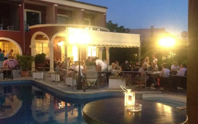Opera Blue Hotel