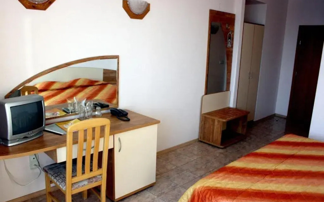 Hotel Oasis