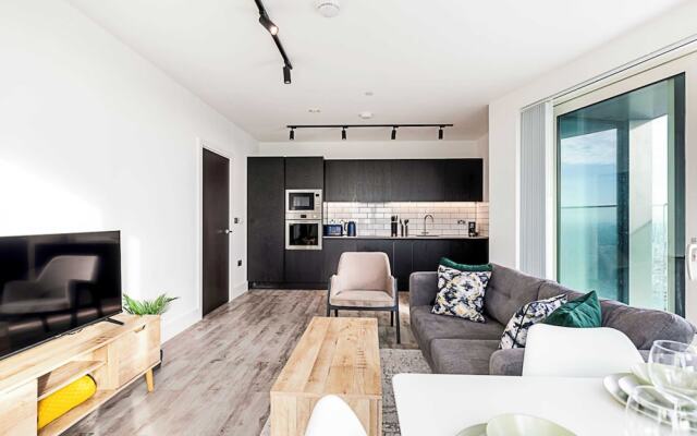 High Rise Apartment in Acton