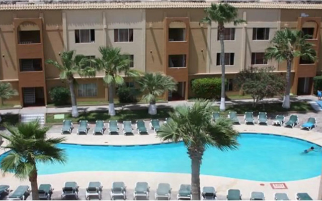 Hotel Fiesta De Cortez