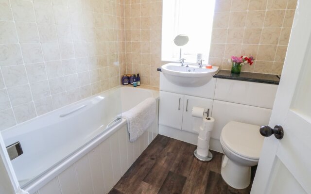 Spinsters Rock Cottage