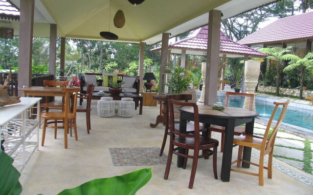 Villa Makcik Yogyakarta
