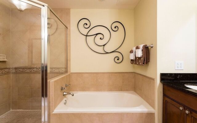 RVH 170 Centre Court Escape