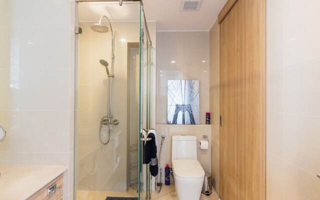 The Riviera Wongamat by Pattaya Holiday