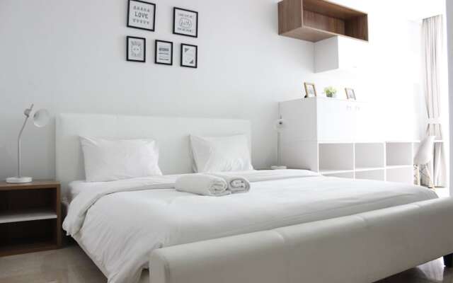 Elegant 2BR @ Dago Suites Apartment near ITB