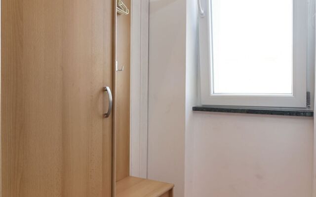 Apartment Lira