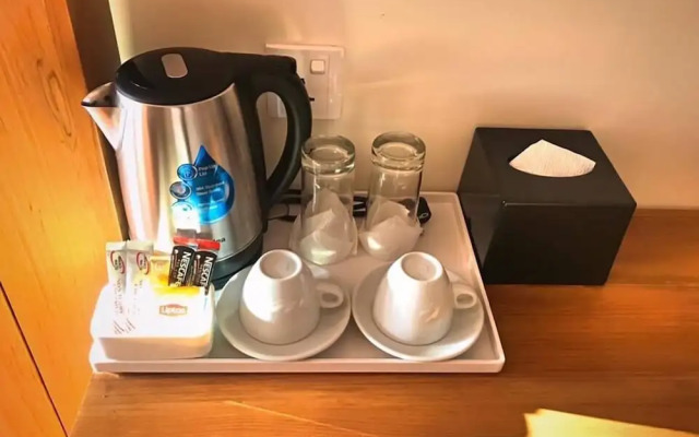 Ngapali Win Hotel