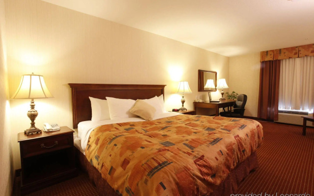 Pomeroy Inn and Suites Chetwynd