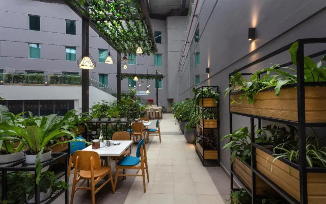 Holiday Inn Express & Suites Bengaluru Old Madras Road by IHG