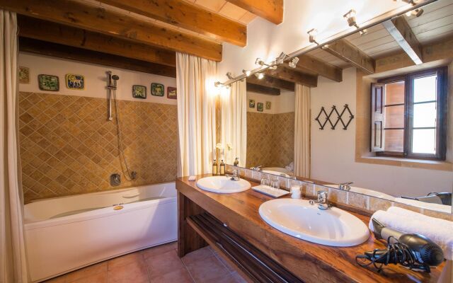 Hotel Rural Can Feliu