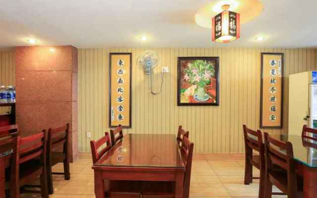 Nui Thanh Hotel