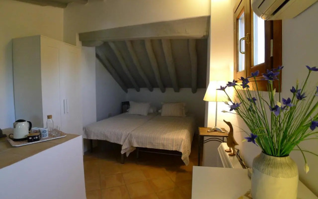 Salvatierra Guest House