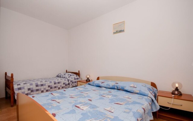 Apartments Josip