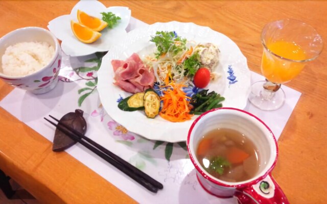 Hitoyoshi Mori no Hall Lady's Inn – Caters to Women
