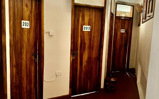 Arusha Backpackers Hotel - Hostel