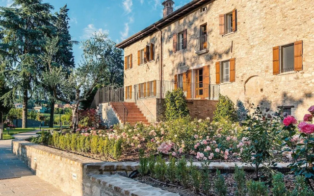 Borgo Cadonega Relais & SPA
