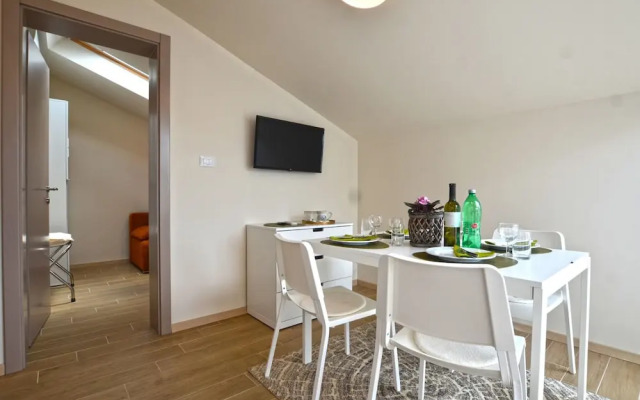 Tranquil Getaway With Shared Pool in Bale