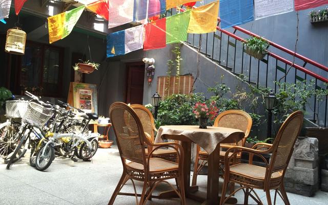 Shuyuan Party Hostel