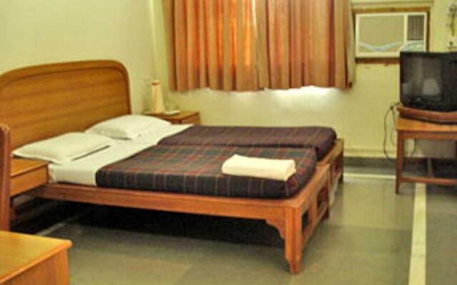 Hotel Meru