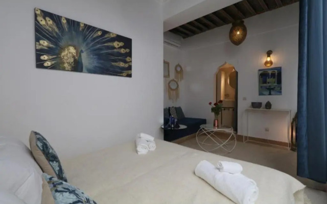 Riad103 chauffée sur le jacuzzi in rooftop & pool SPA