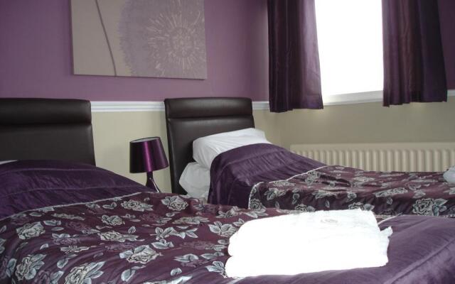 The Manor Hotel