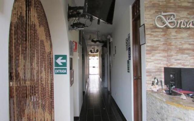 Brisas de la Bahia Hotel