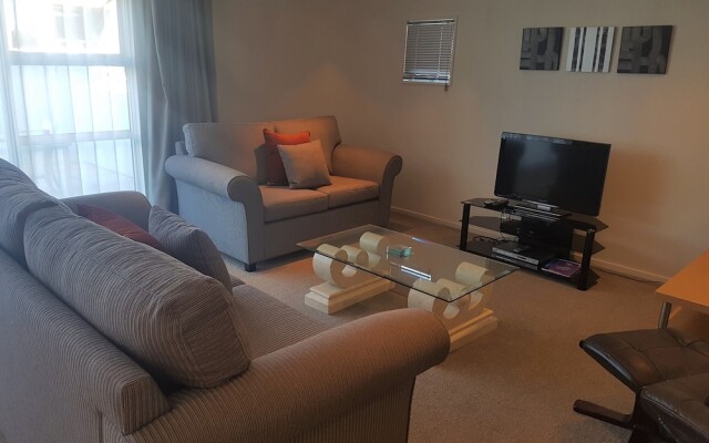 Waimahana Apartment 7