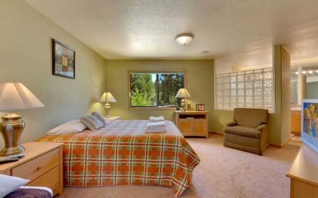 3221 Marlette Circle