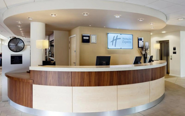 Holiday Inn Express Cheltenham by IHG