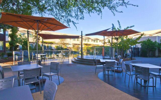 DoubleTree by Hilton Napa Valley - American Canyon