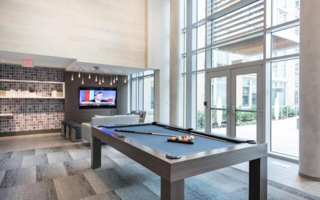 Global Luxury Suites Crystal City