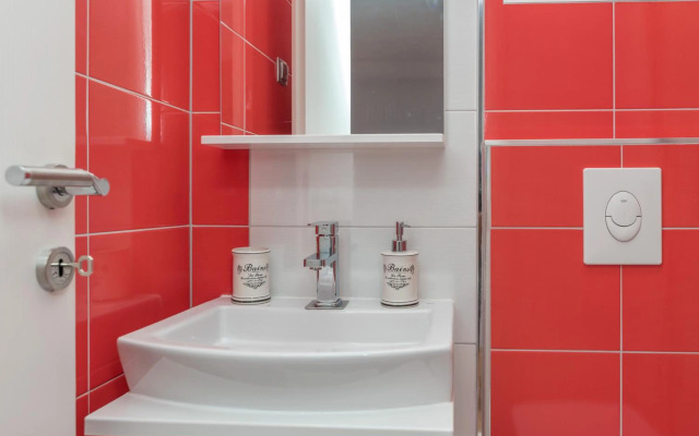 New 4* apartment "Orto" in the center of Trogir