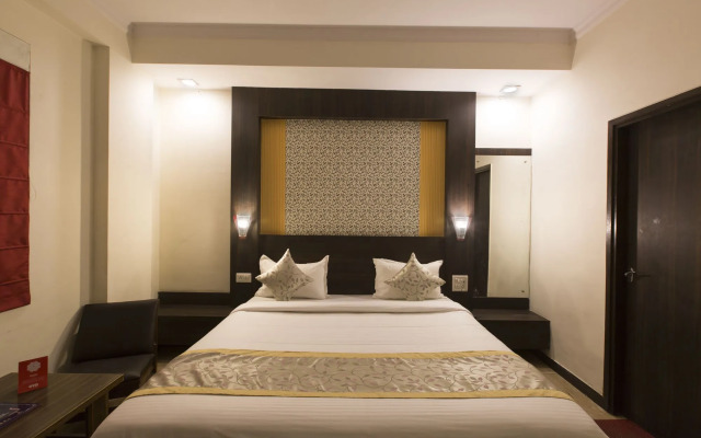 OYO 8307 Hotel Garden View