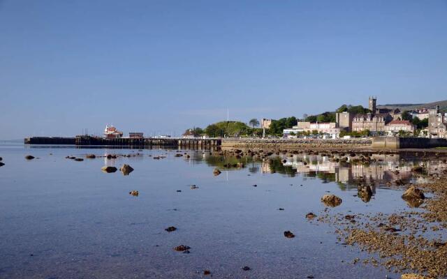 Glenmorag Hotel