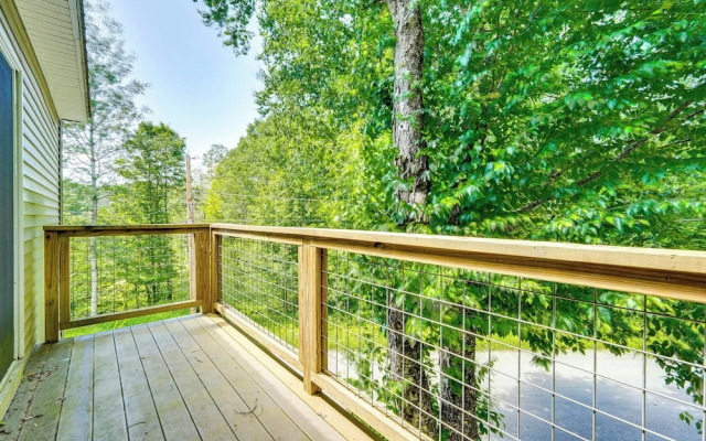 Wilmington Retreat Near Trails, Skiing & Festivals