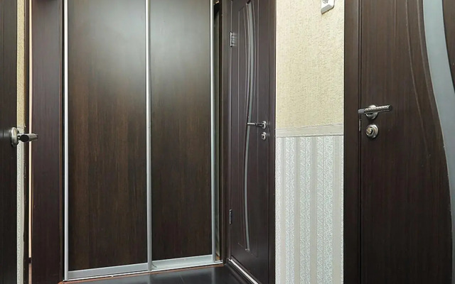 Vgosti на улице Алексеева 113