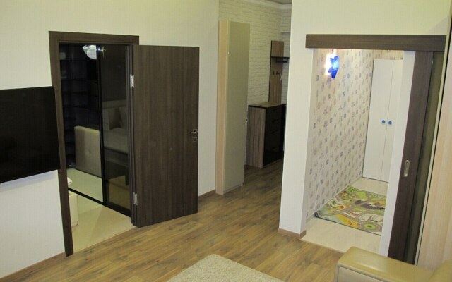 Apartment on Triumfalnaya St. 12-5