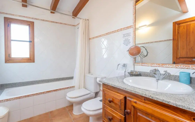 Reynes in Mallorca With 3 Bedrooms and 2 Bathrooms