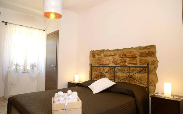 B&B Lekythos