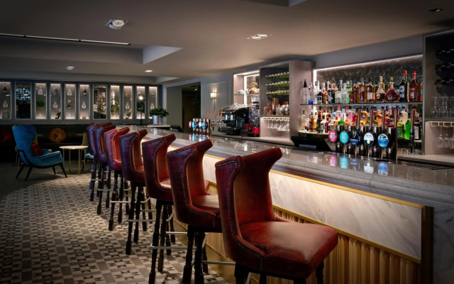Leonardo Royal Hotel London City